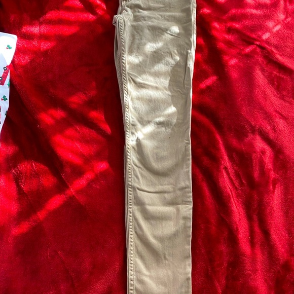 Hollister khaki pants - Picture 4 of 4